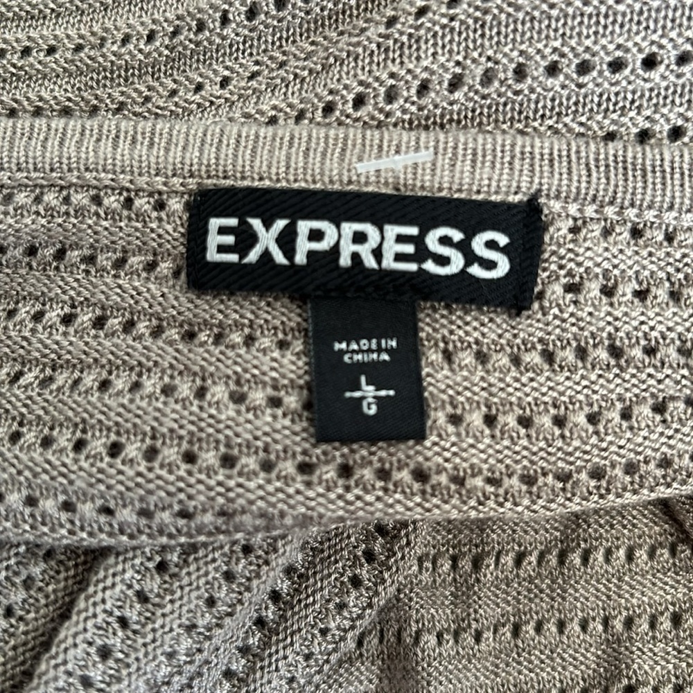 EXPRESS Tan Semi Sheer Asymmetrical Hem Long Sleeve Shirt Size Large - Picture 6 of 7